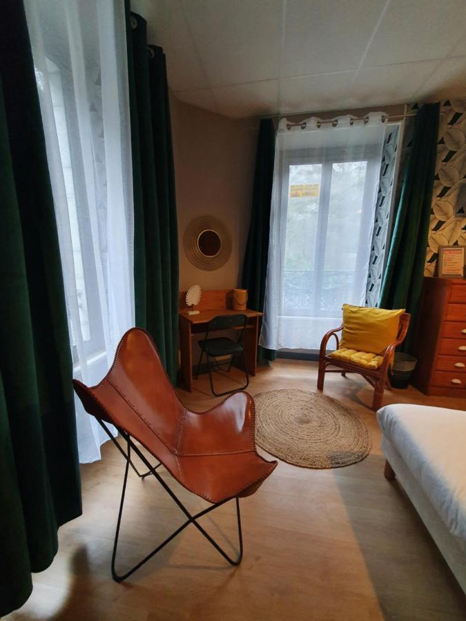 Auberge La Caverne لارونس المظهر الخارجي الصورة