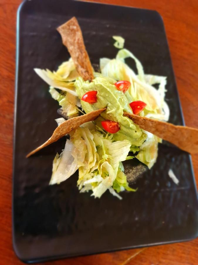 Auberge La Caverne لارونس المظهر الخارجي الصورة