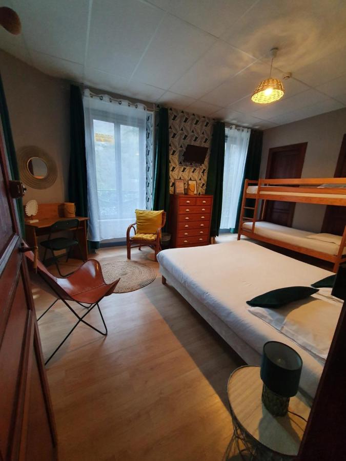 Auberge La Caverne لارونس المظهر الخارجي الصورة