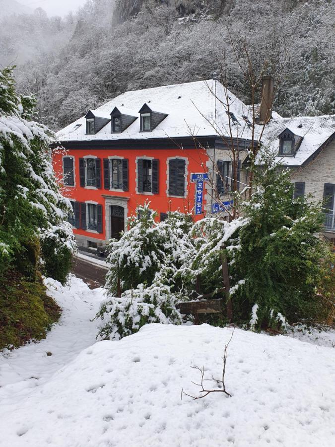 Auberge La Caverne لارونس المظهر الخارجي الصورة