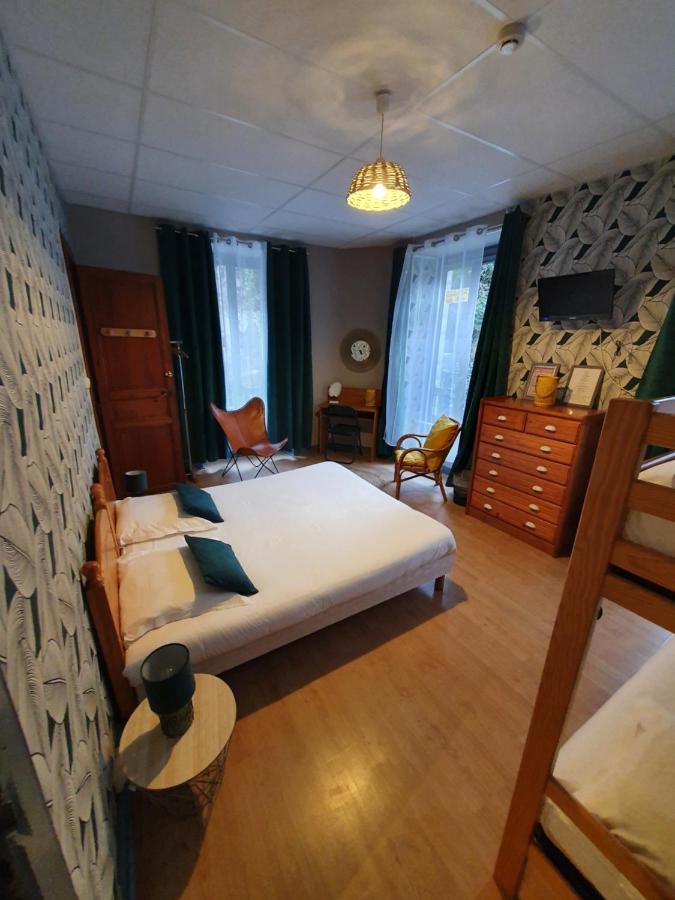 Auberge La Caverne لارونس المظهر الخارجي الصورة