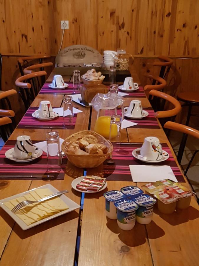 Auberge La Caverne لارونس المظهر الخارجي الصورة