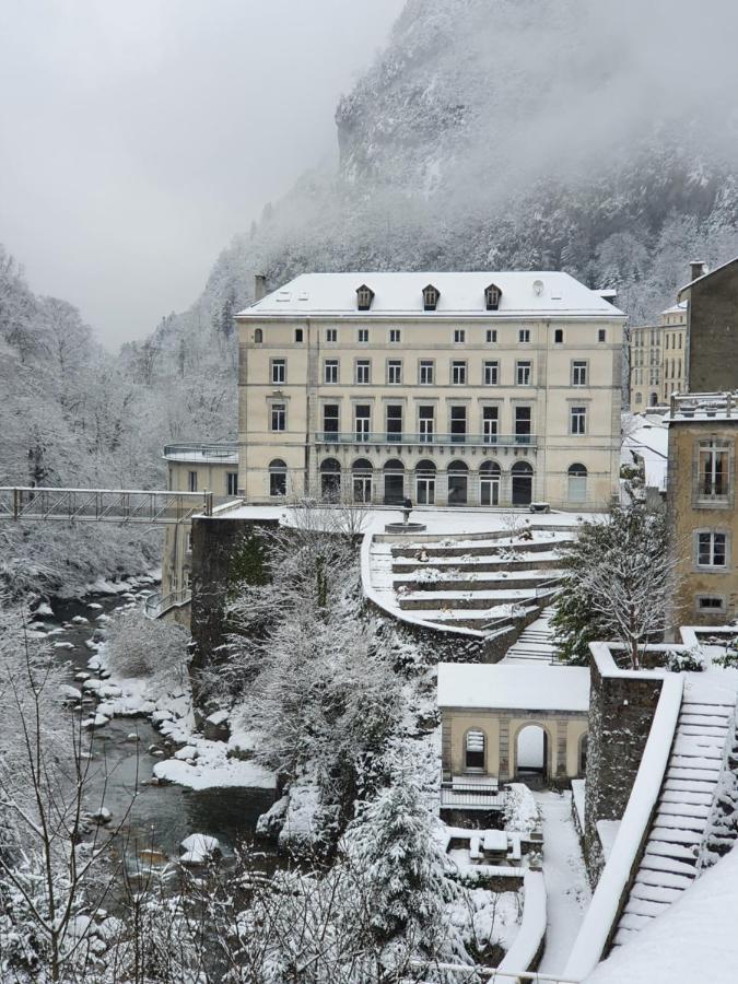 Auberge La Caverne لارونس المظهر الخارجي الصورة